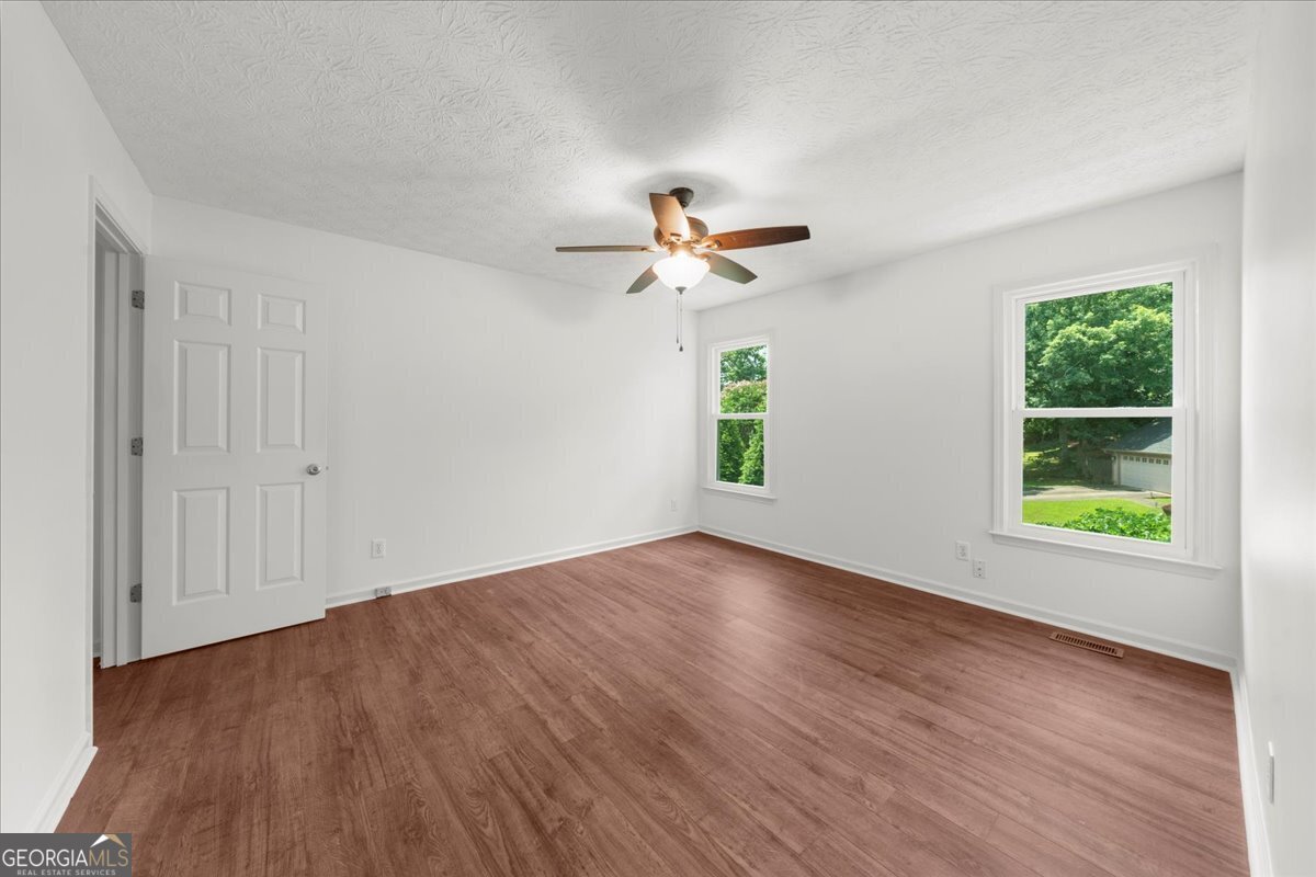 1410 Kingfield Drive Johns Creek - 30