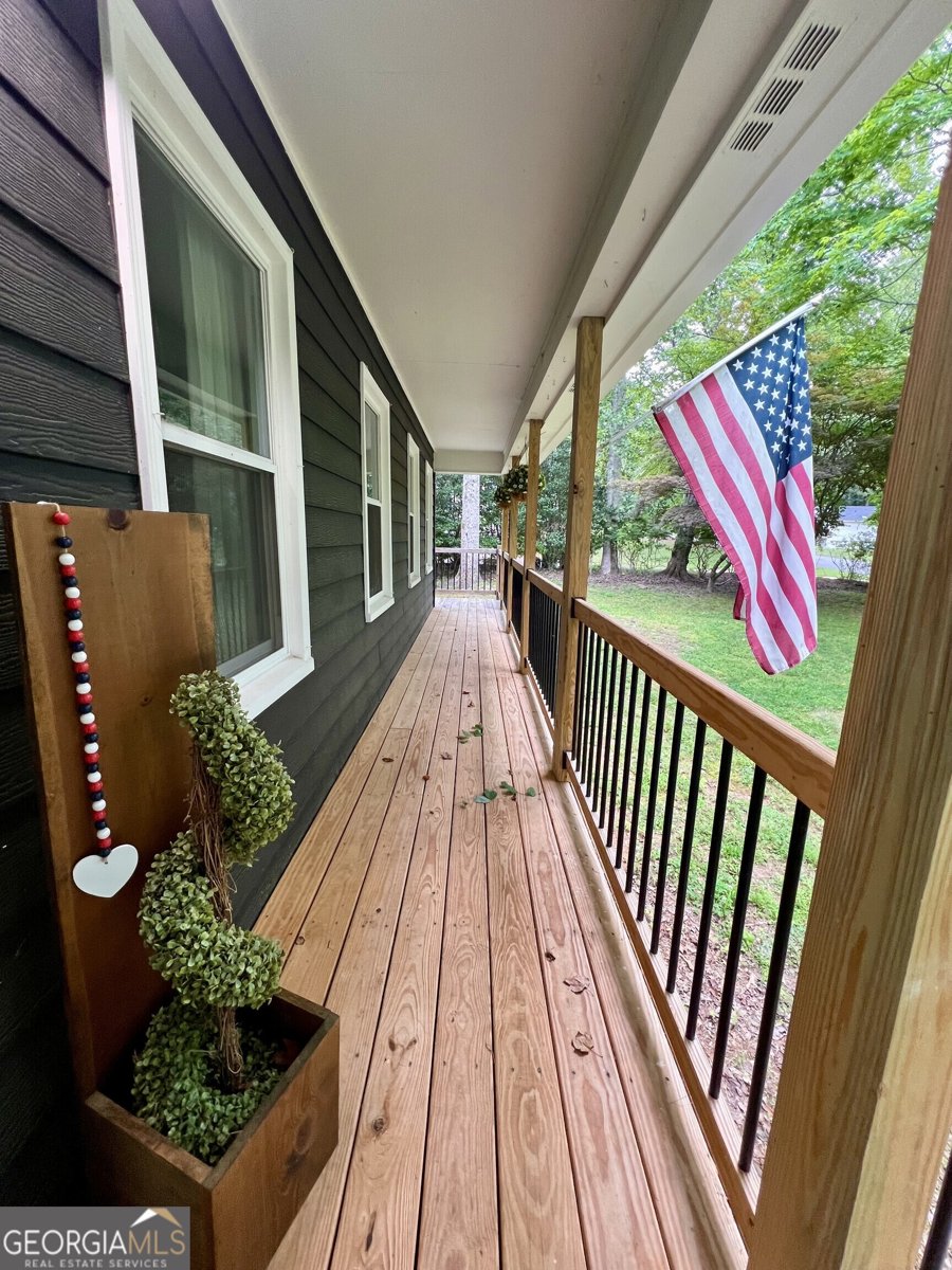 124 Dockside Downs Drive Woodstock - 4