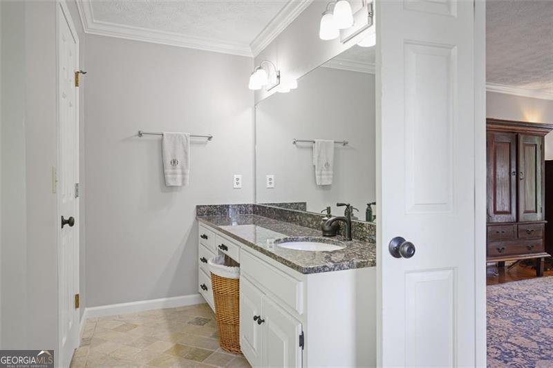 7045 Hunters Knoll Sandy Springs - 1