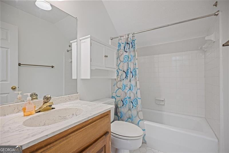 7045 Hunters Knoll Sandy Springs - 29