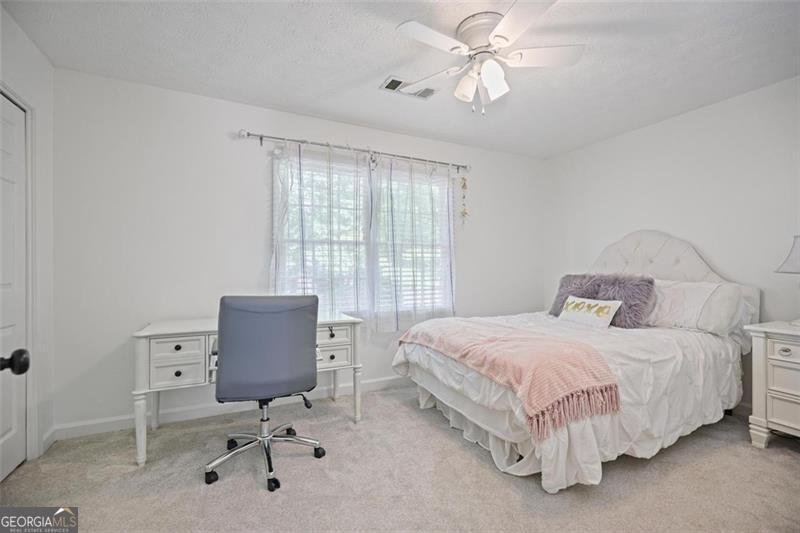 7045 Hunters Knoll Sandy Springs - 3