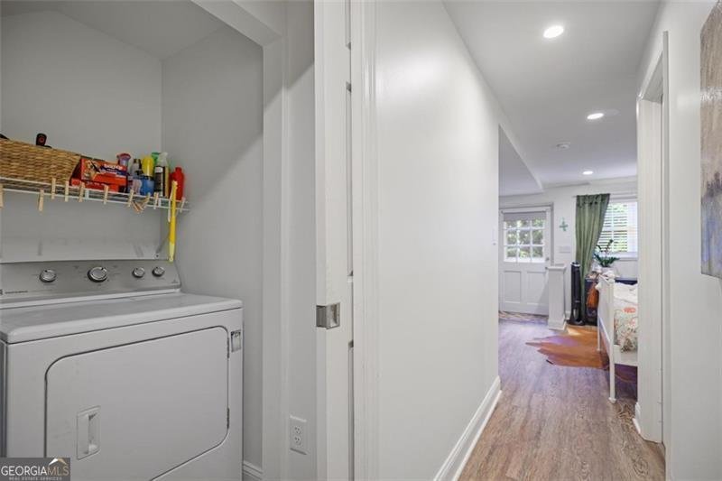7045 Hunters Knoll Sandy Springs - 37
