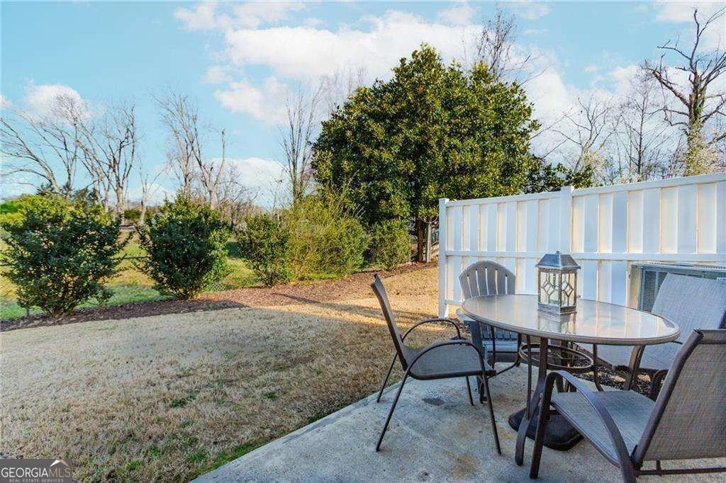 6222 Shoreview Circle Flowery Branch - 28