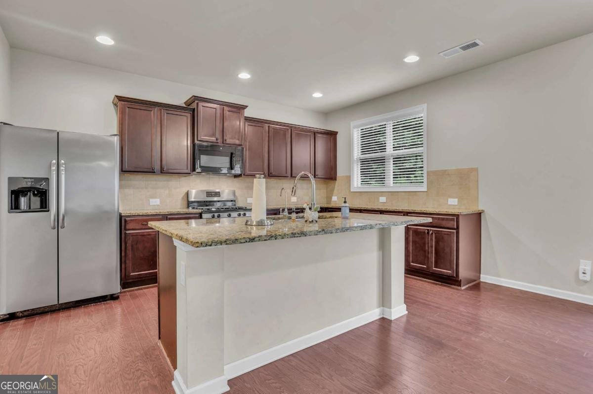 1354 Slate Bend Drive Dacula - 12
