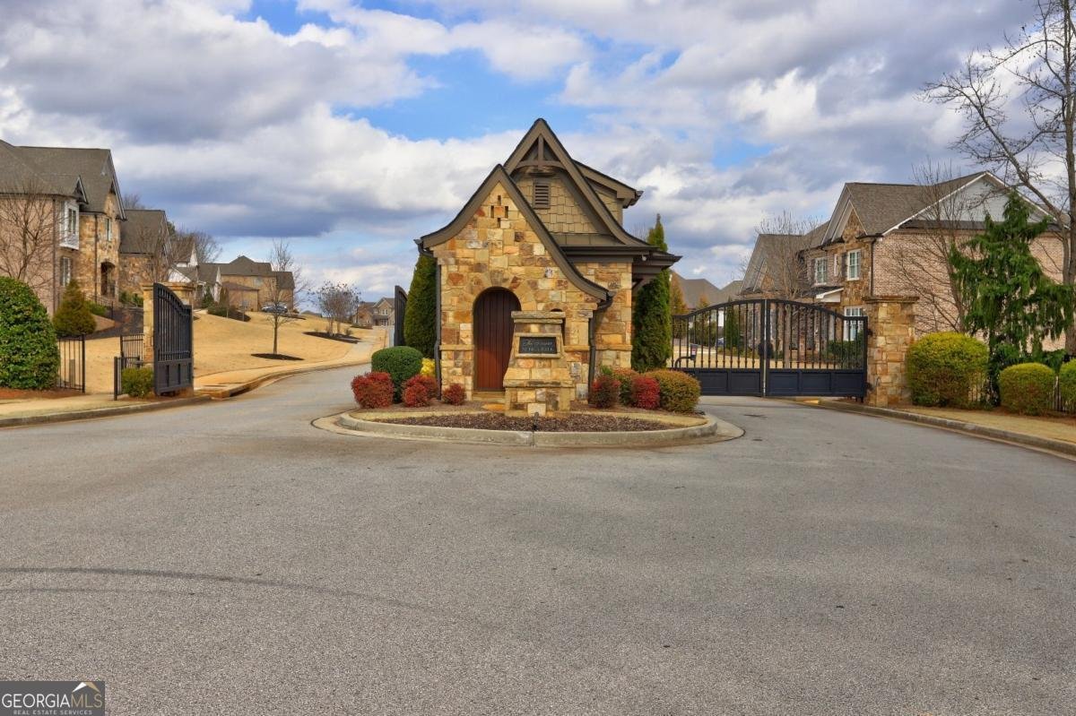 5540 Wood Falls Drive Buford - 27