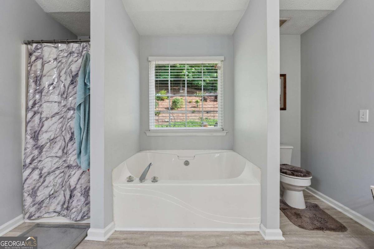 672 Victorian Circle Dallas - 12
