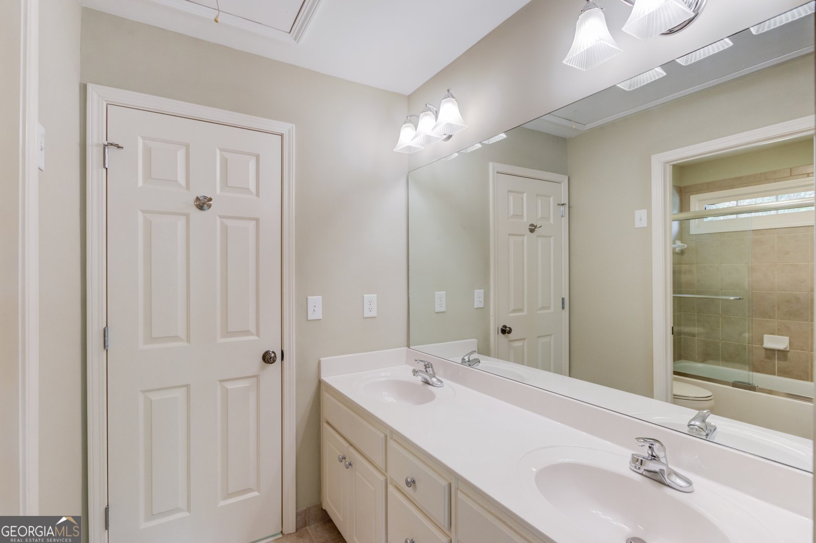2748 Hidden Falls Drive Buford - 43