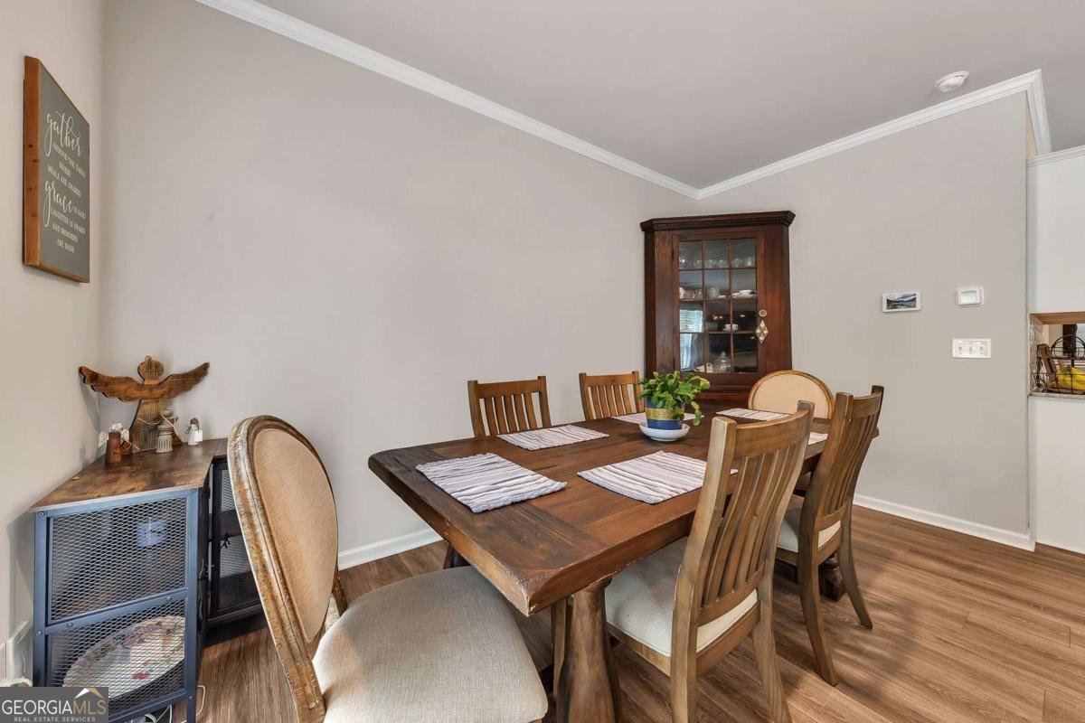 738 Woodstock Grove Drive Woodstock - 11