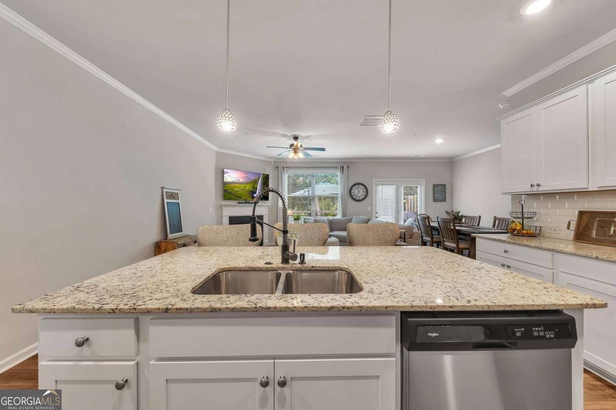 738 Woodstock Grove Drive Woodstock - 7