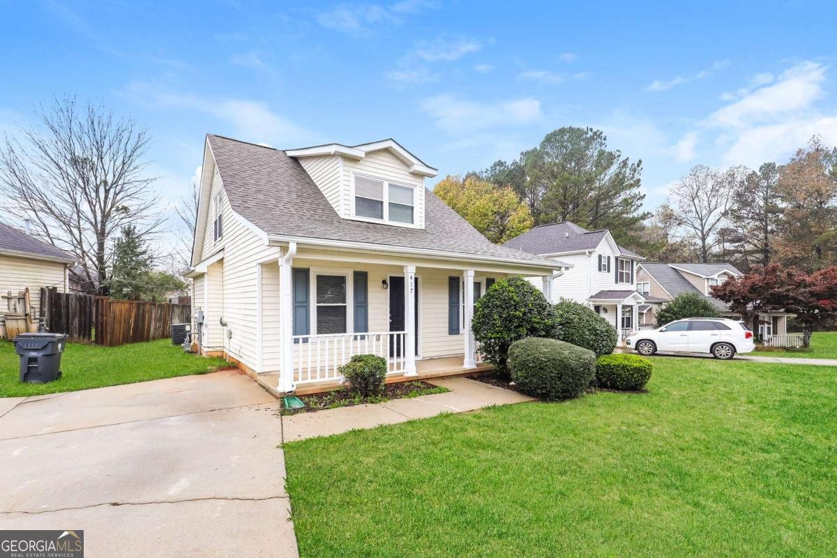 417 Tina Hely Court Stockbridge - 1