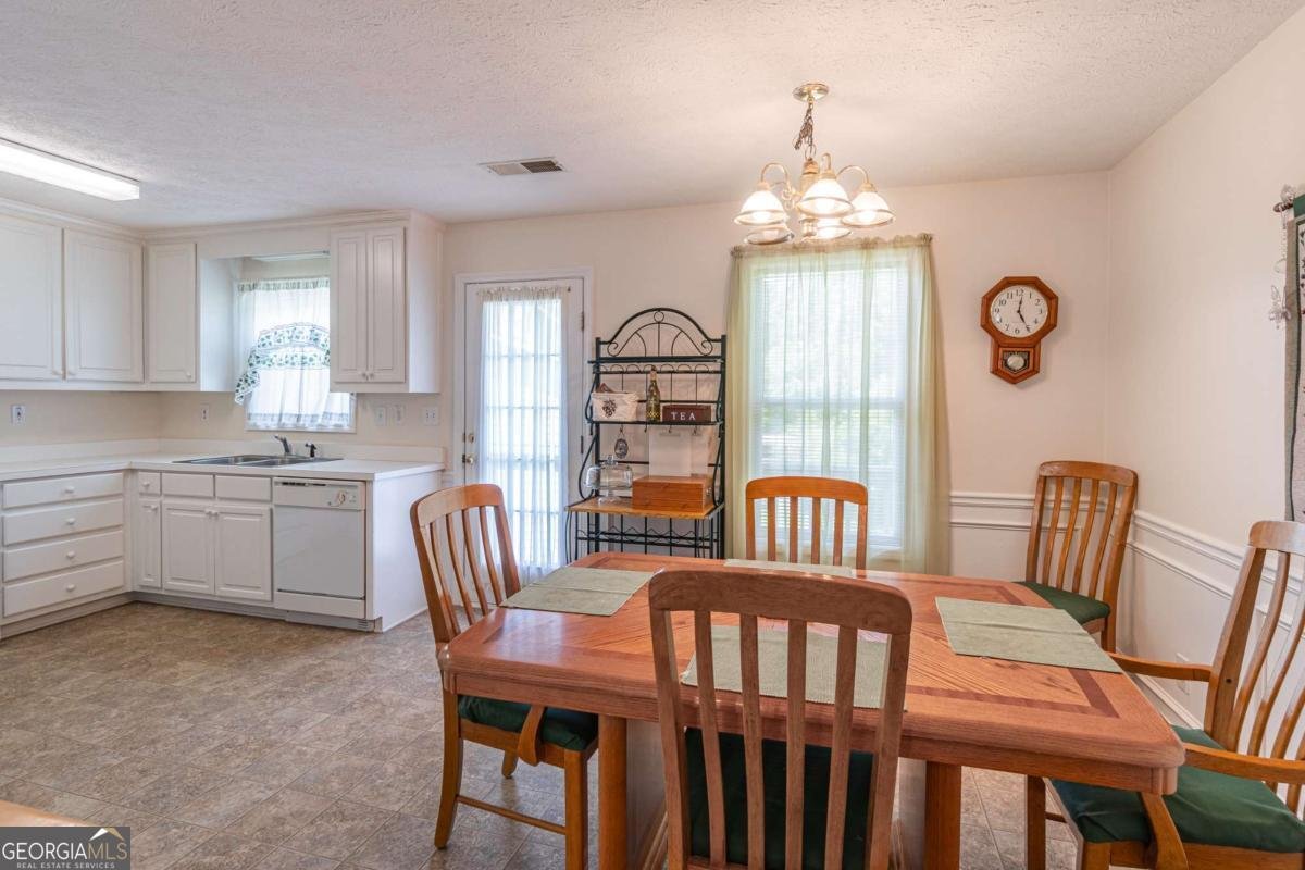2325 Sailor Lane Suwanee - 11