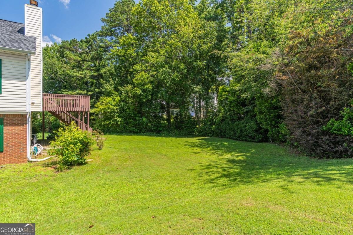 2325 Sailor Lane Suwanee - 32