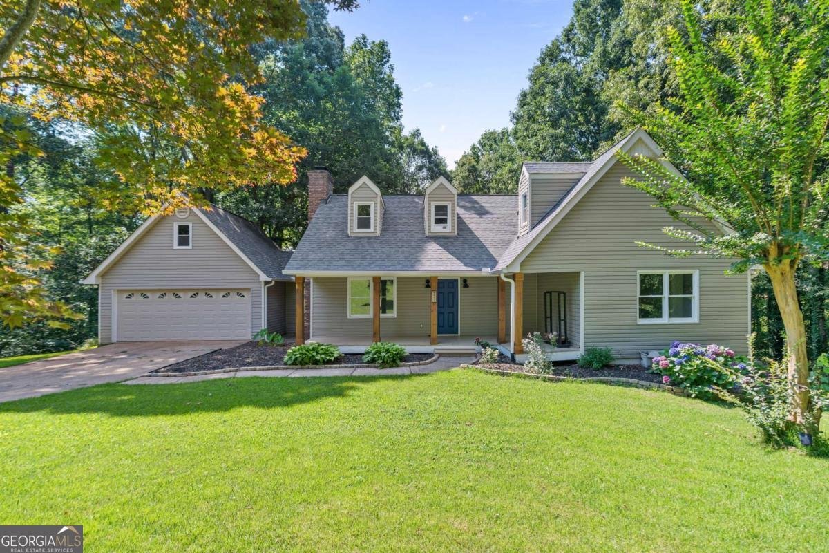 4617 Kingswood Drive Flowery Branch - 1