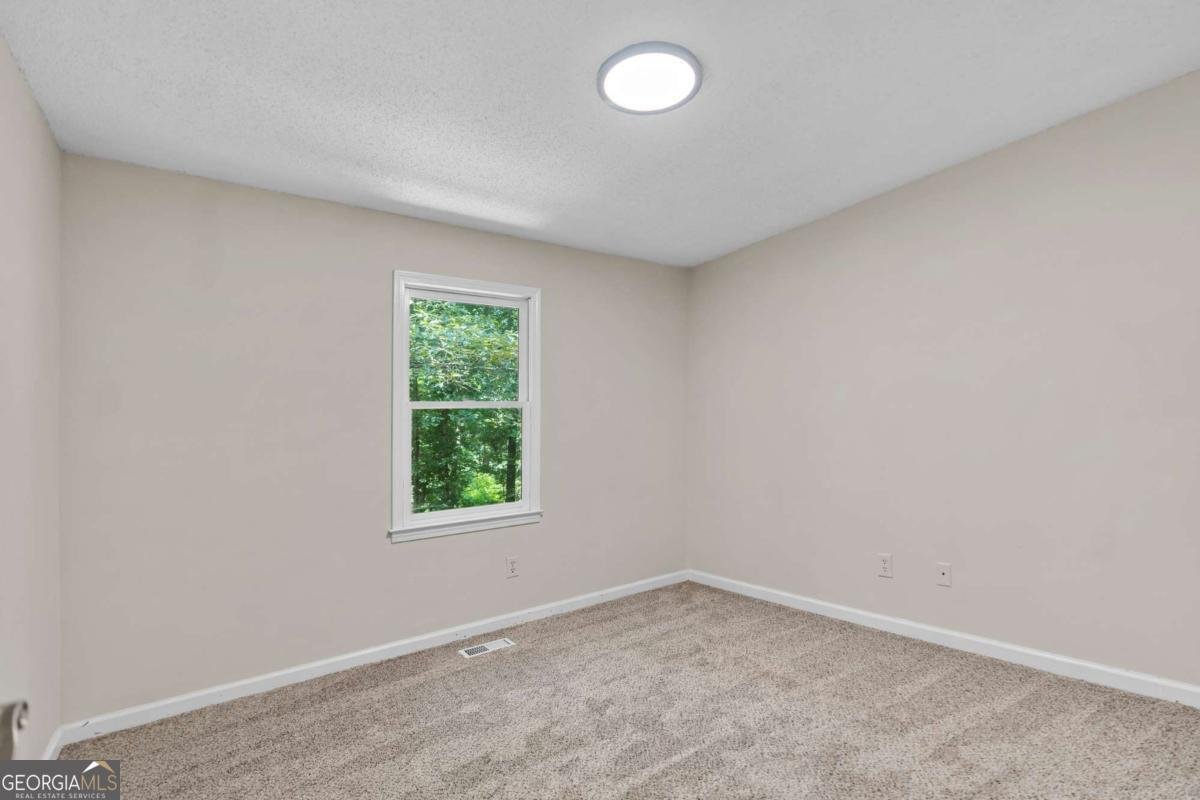 4617 Kingswood Drive Flowery Branch - 15