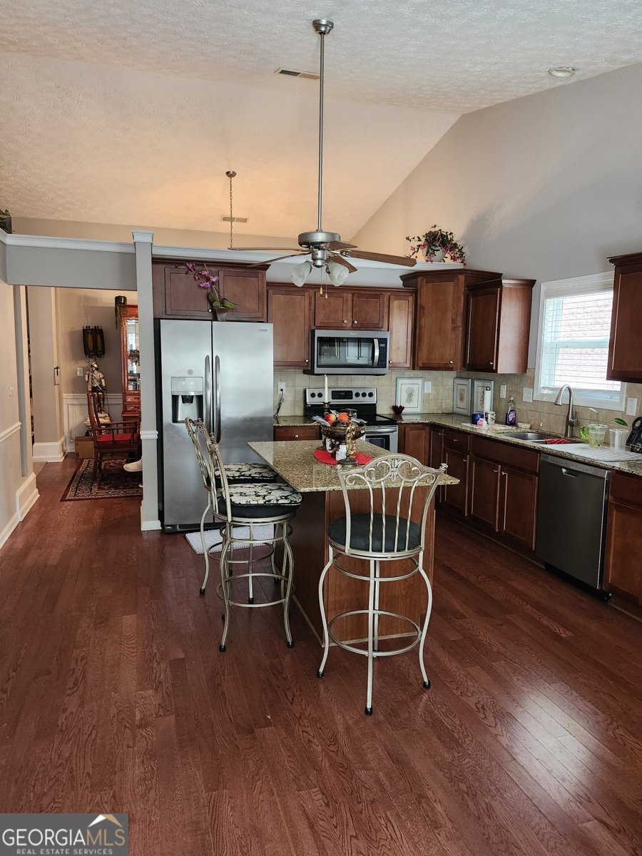 979 Simonton Drive Lawrenceville - 15