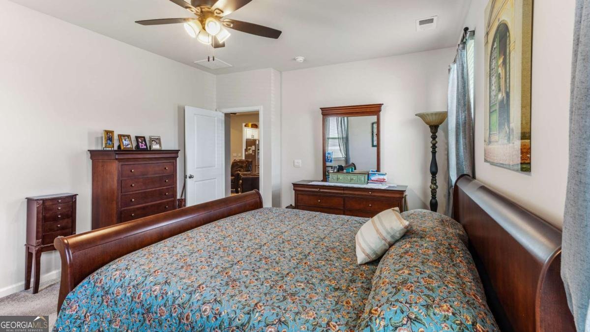 33 Woodford Reserve Drive Pooler - 12