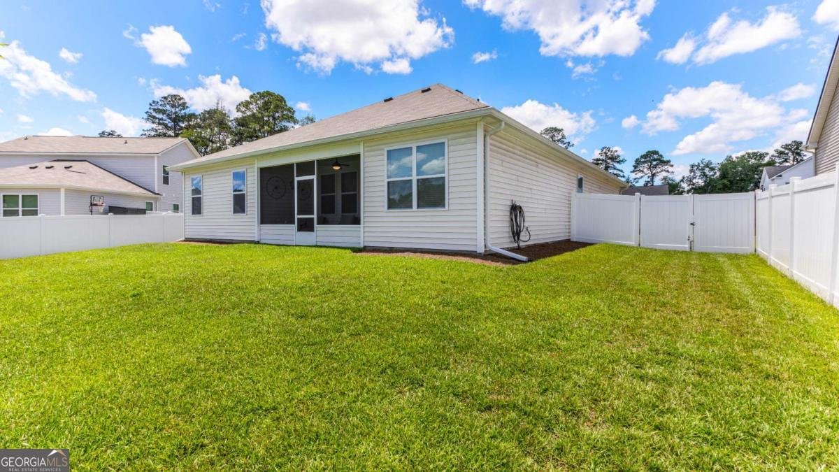 33 Woodford Reserve Drive Pooler - 22
