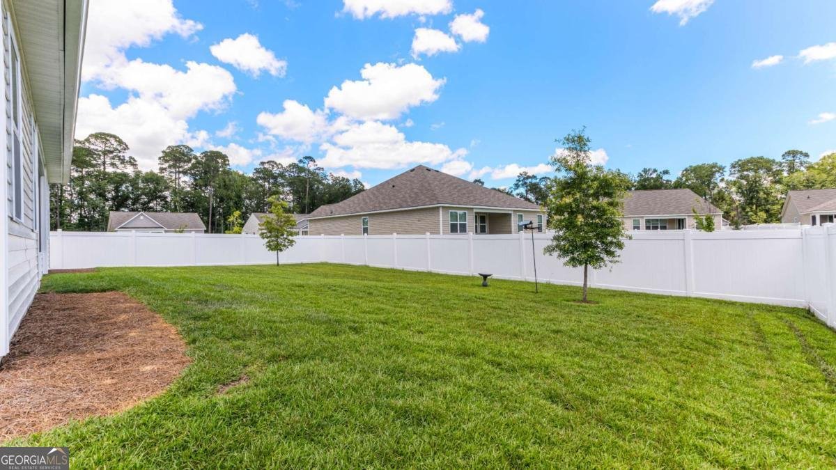 33 Woodford Reserve Drive Pooler - 24