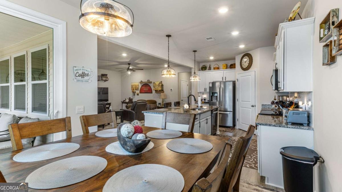 33 Woodford Reserve Drive Pooler - 8