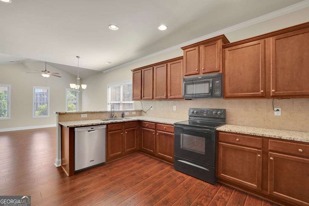 1550 Rolling View Drive Cumming - 14