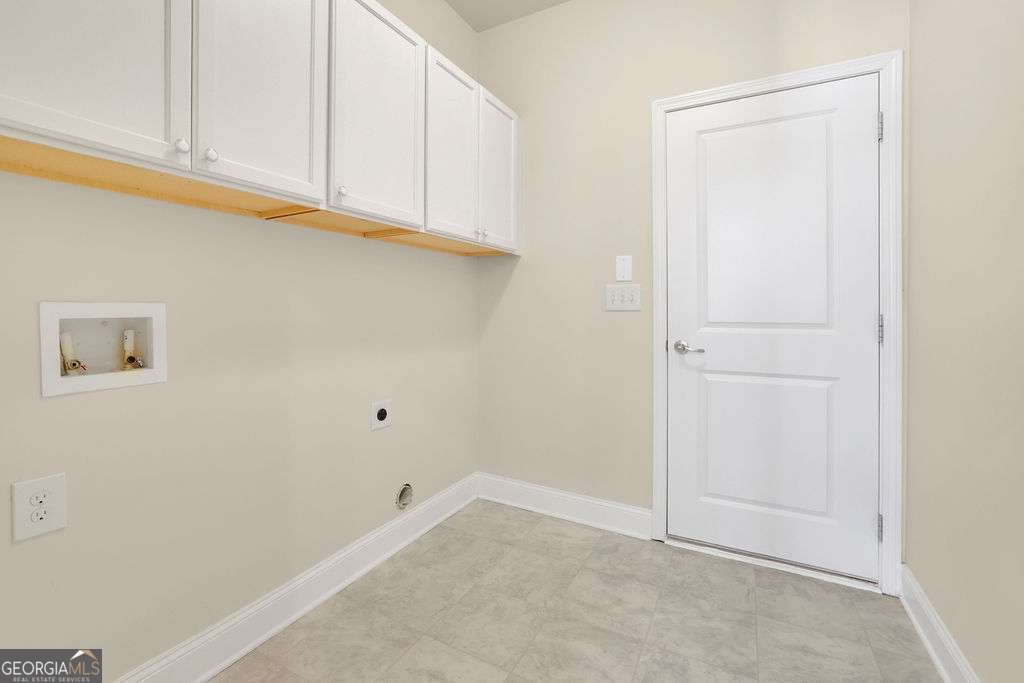 1550 Rolling View Drive Cumming - 17