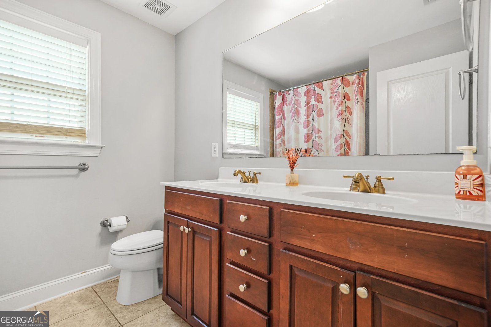 2241 Chaseford Lane Powder Springs - 2