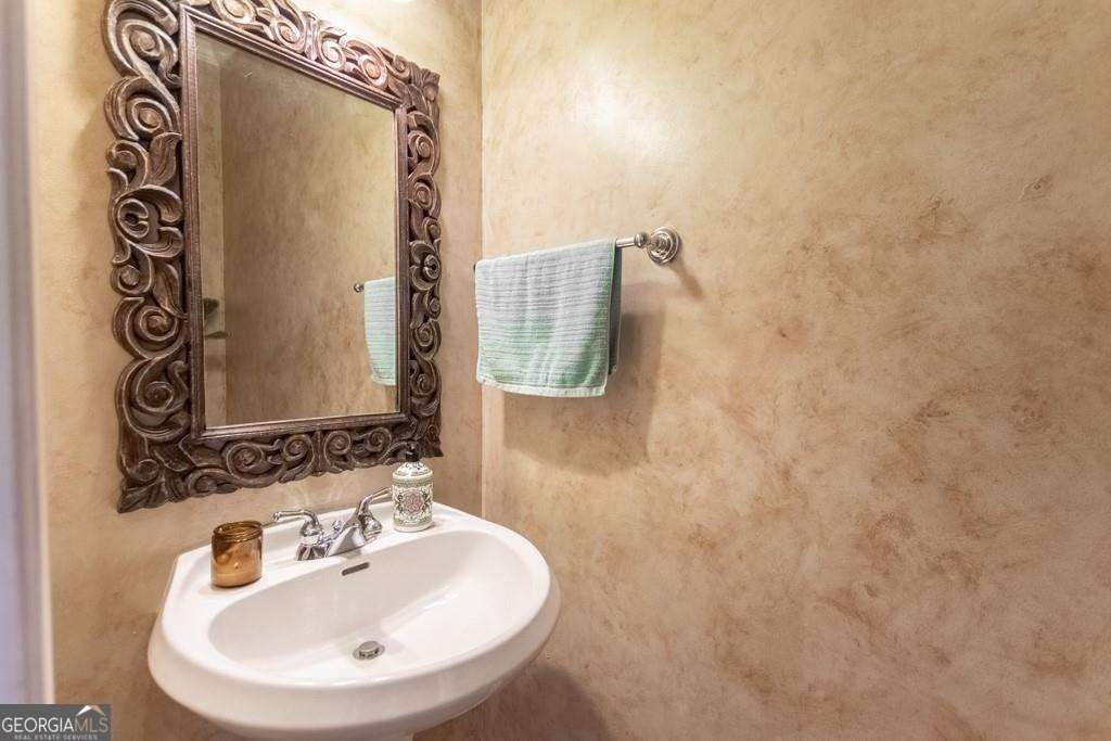 6426 Queens Court Trace Mableton - 16