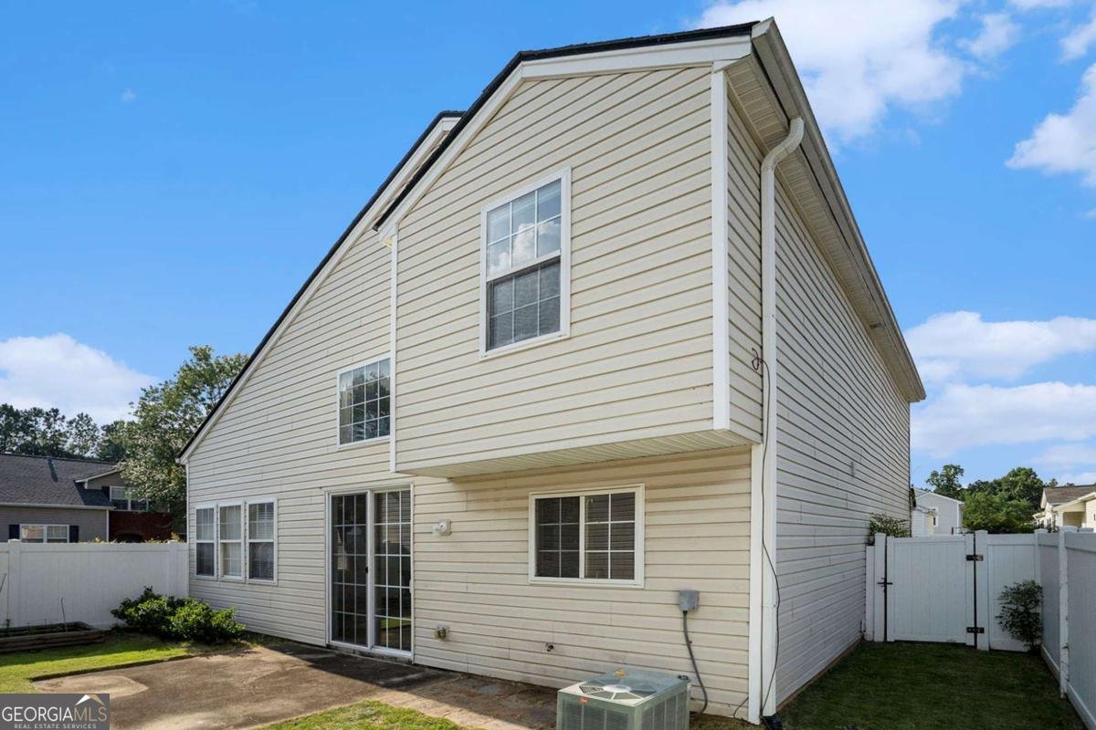 139 Oaks Place Woodstock - 14