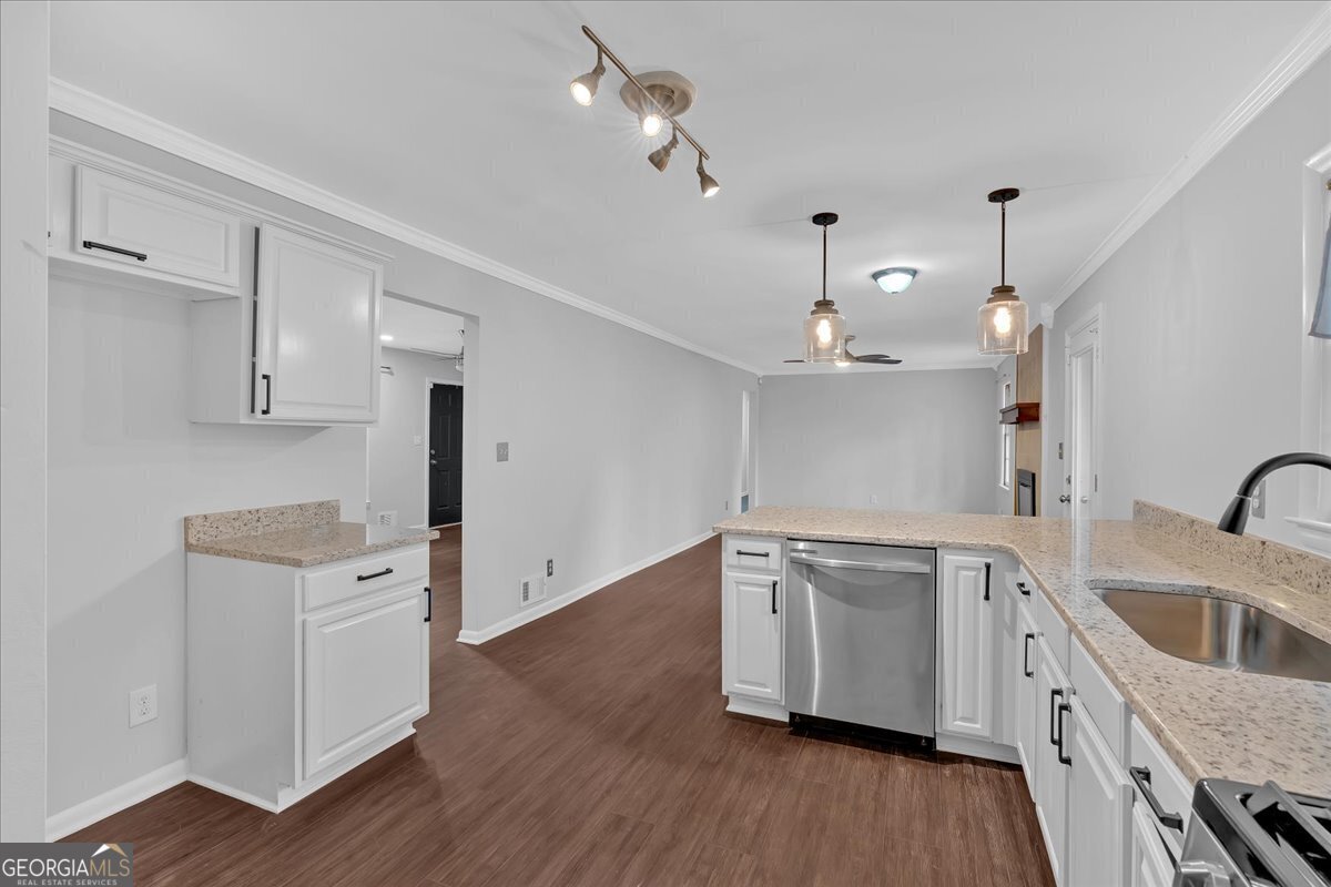 4138 Hickory Drive Powder Springs - 19