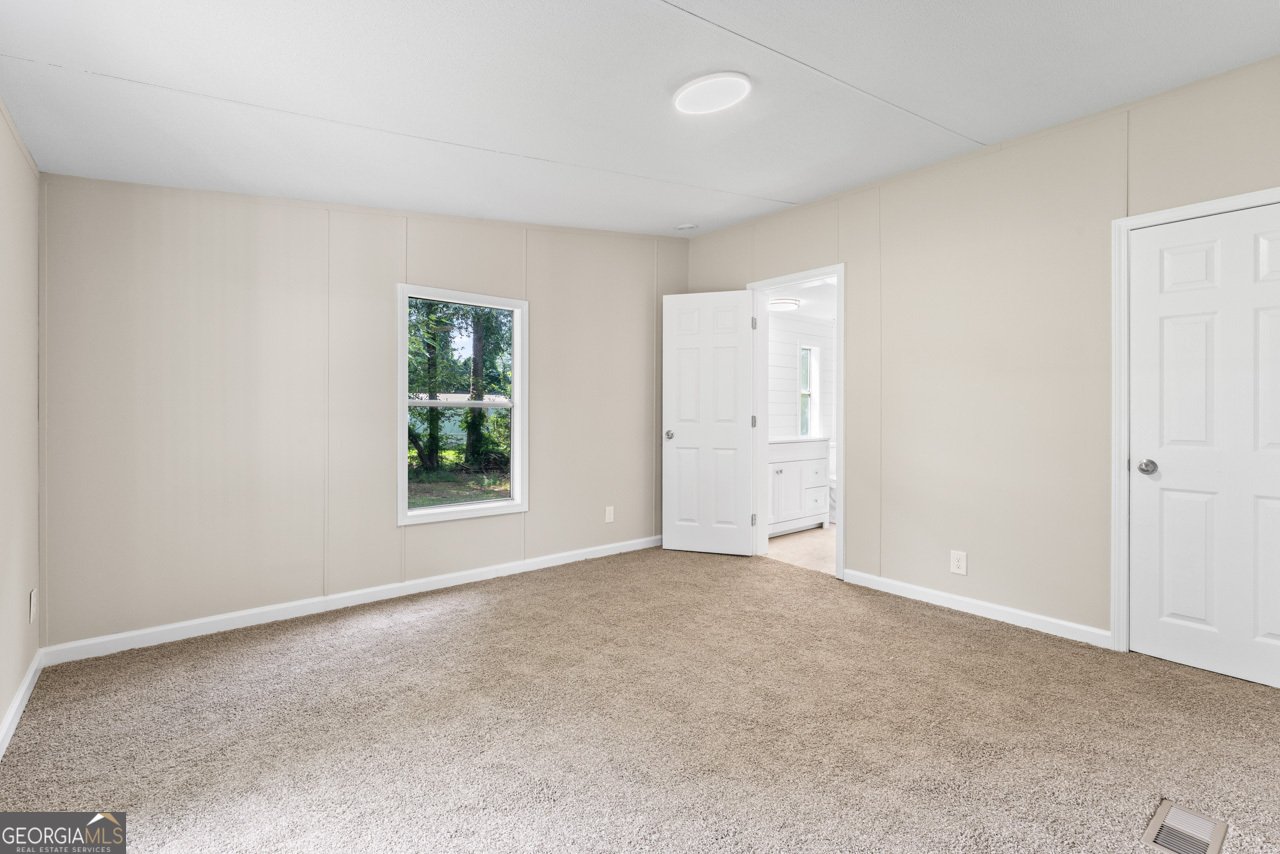 166 James Drive Hampton - 5
