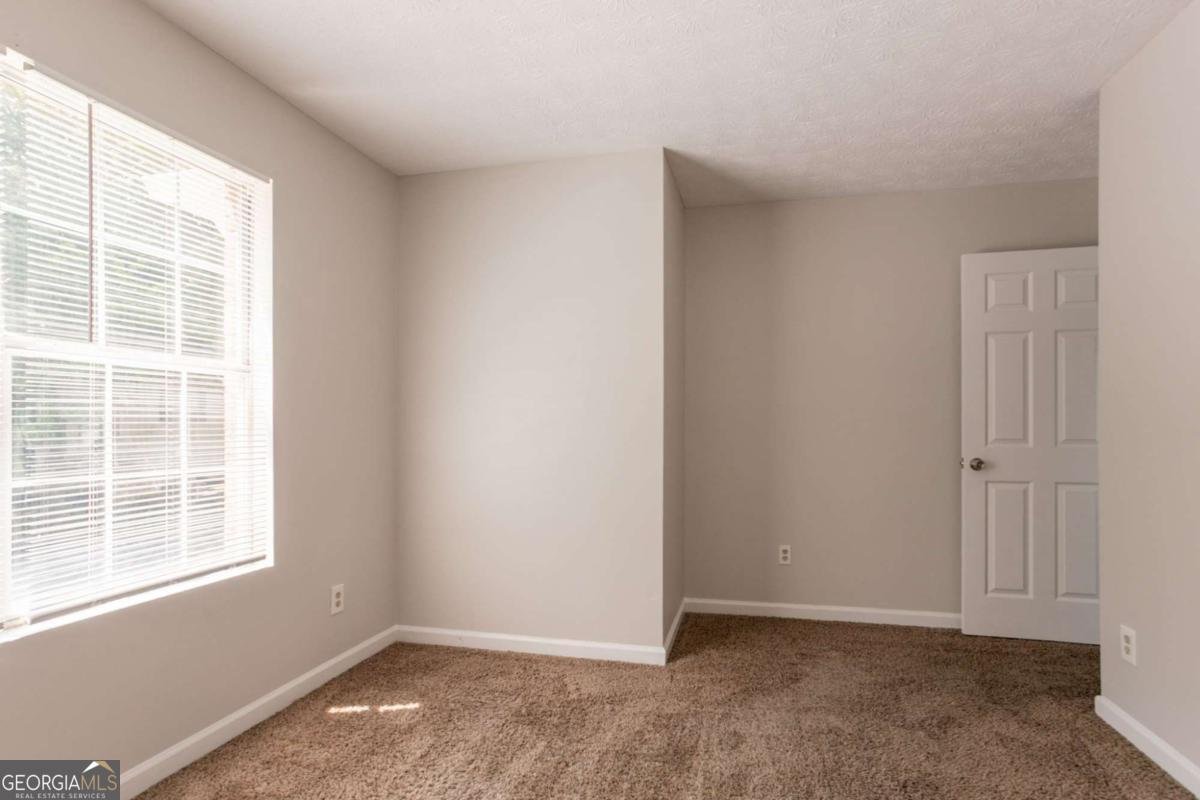 711 Ashley Lane Stone Mountain - 24