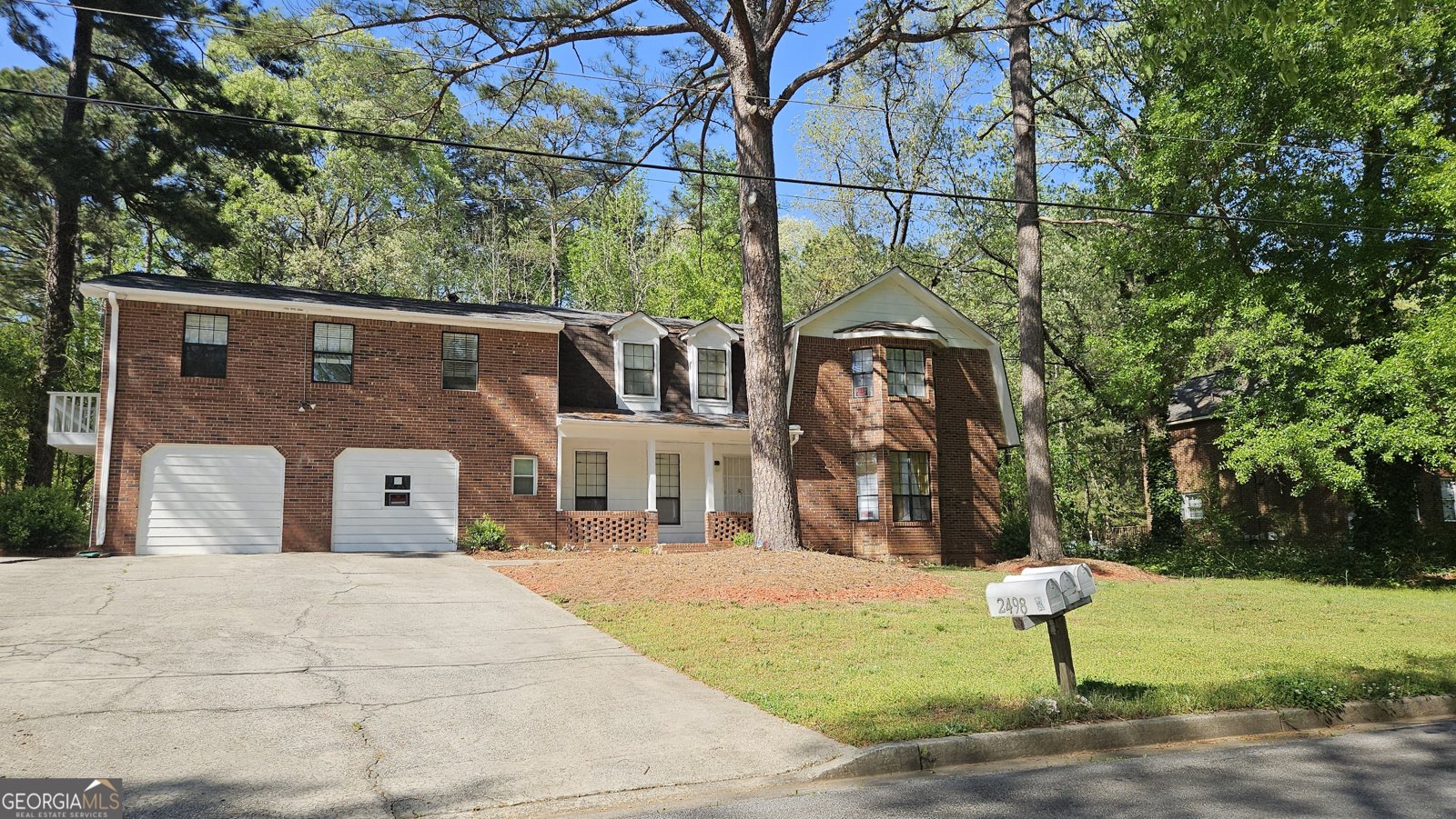 2498 Robinhood Drive Ellenwood - 1