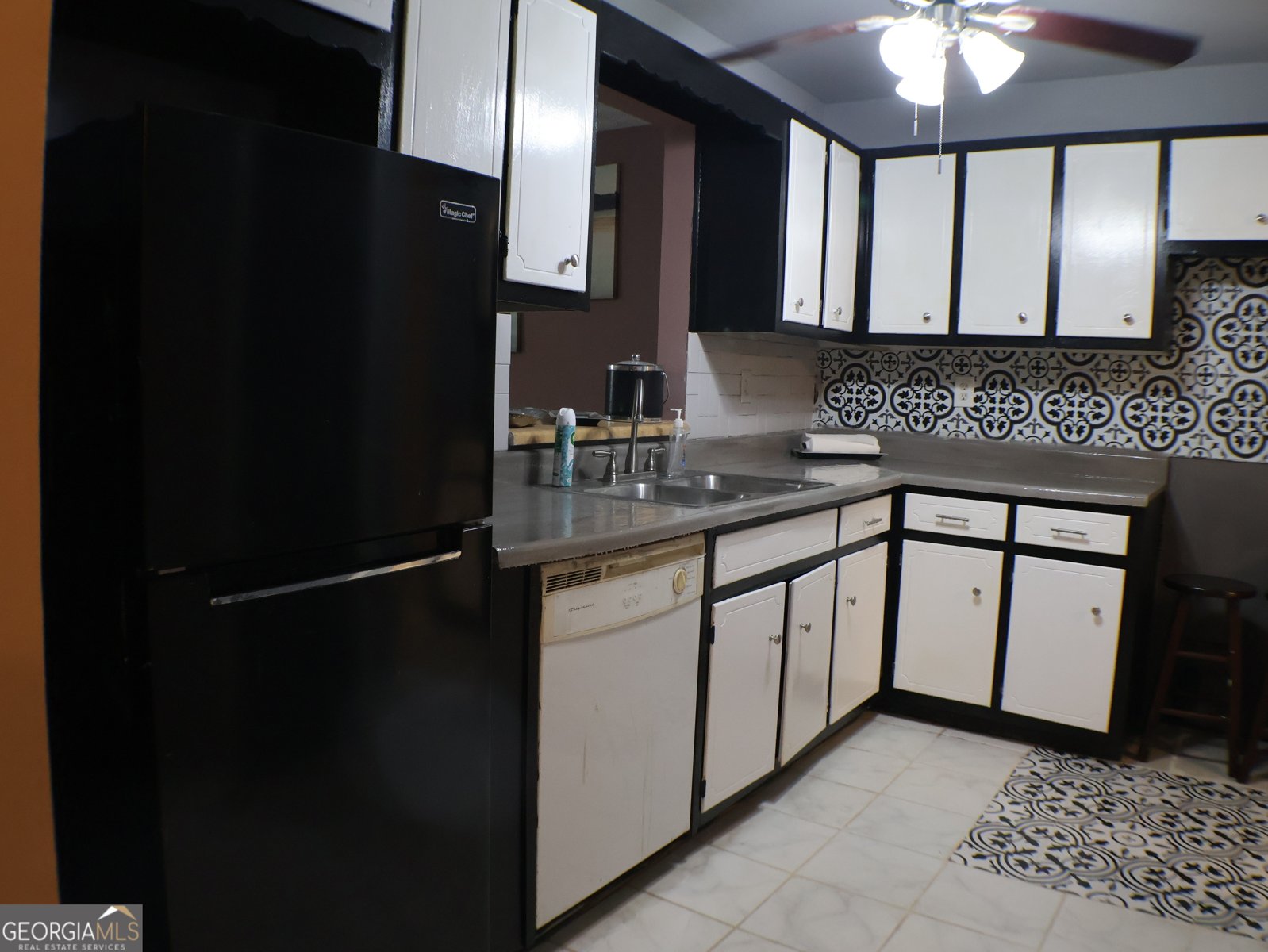 2498 Robinhood Drive Ellenwood - 29
