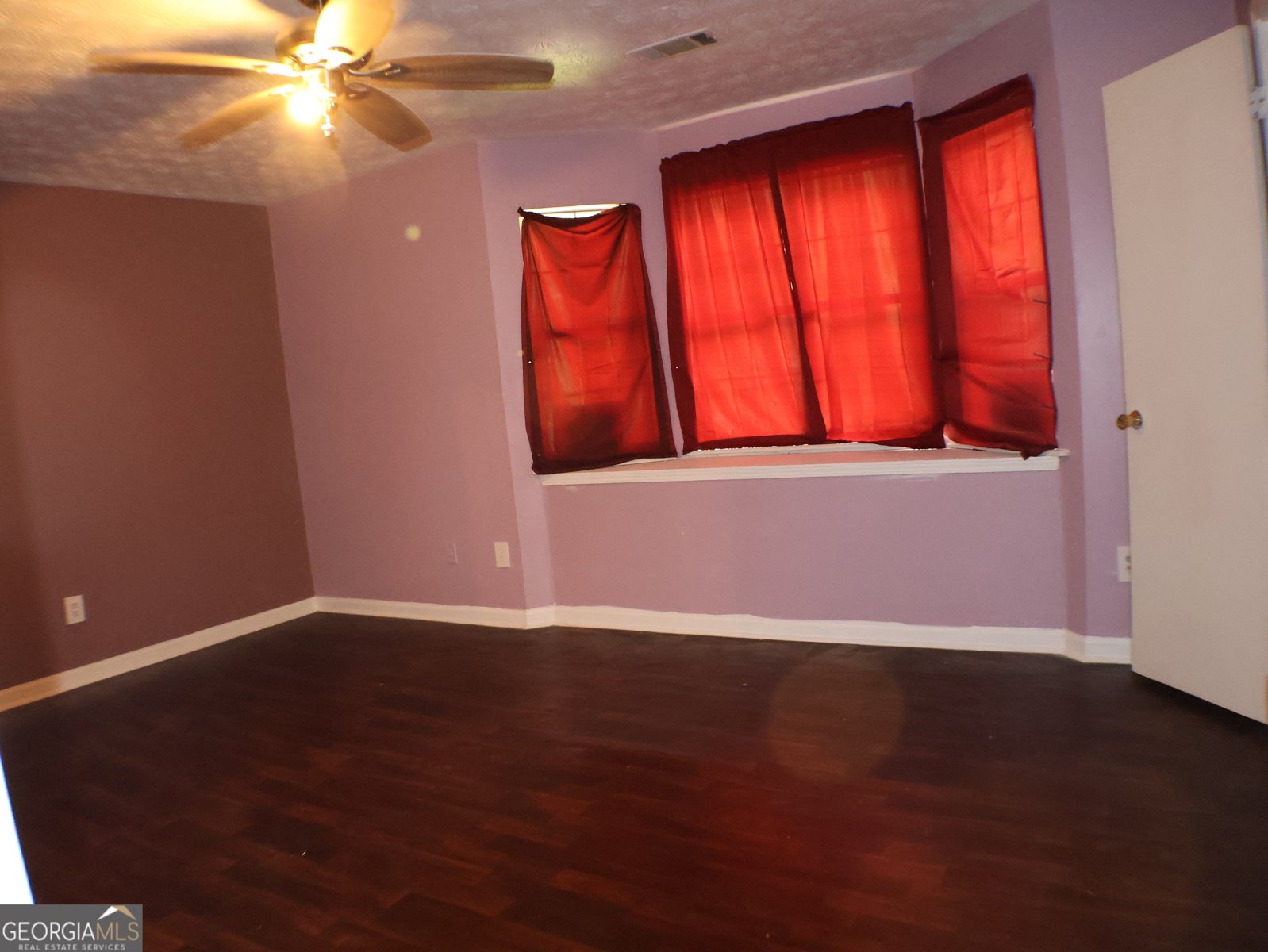 2498 Robinhood Drive Ellenwood - 45