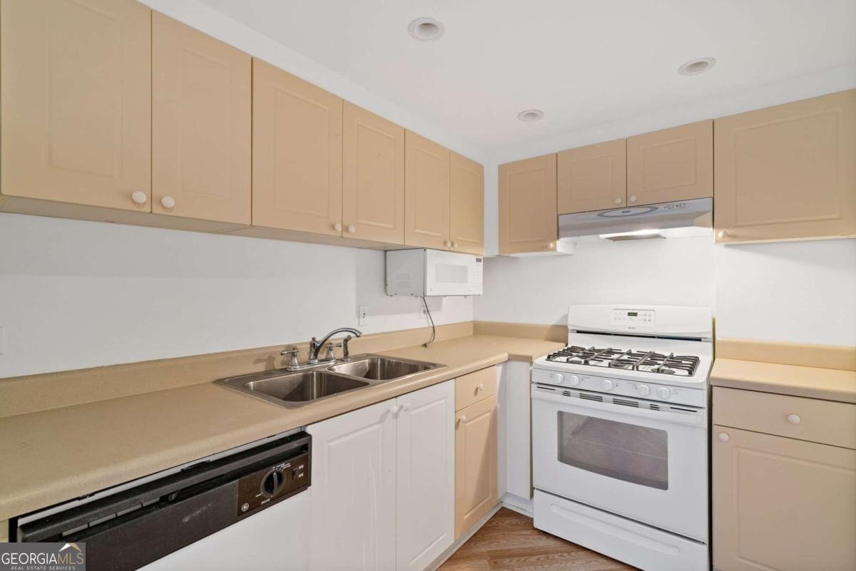 1501 Clairmont Road Decatur - 38