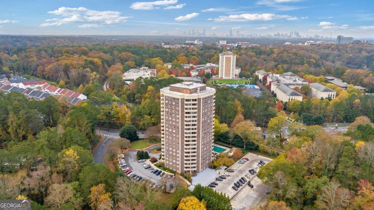 1501 Clairmont Road Decatur - 7