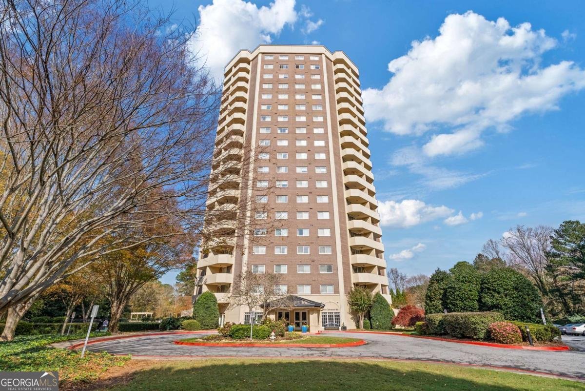 1501 Clairmont Road Decatur - 9