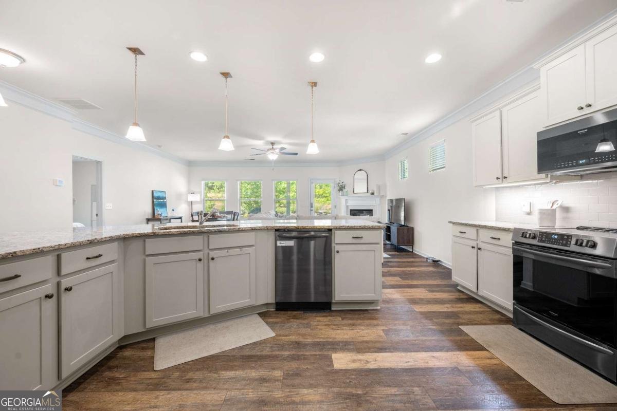 5318 Burrus Lane Mableton - 14