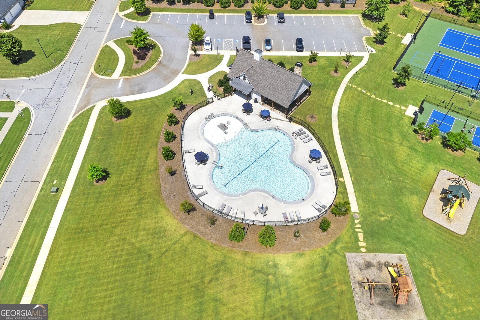 240 Snug Harbor Place Newnan - 77