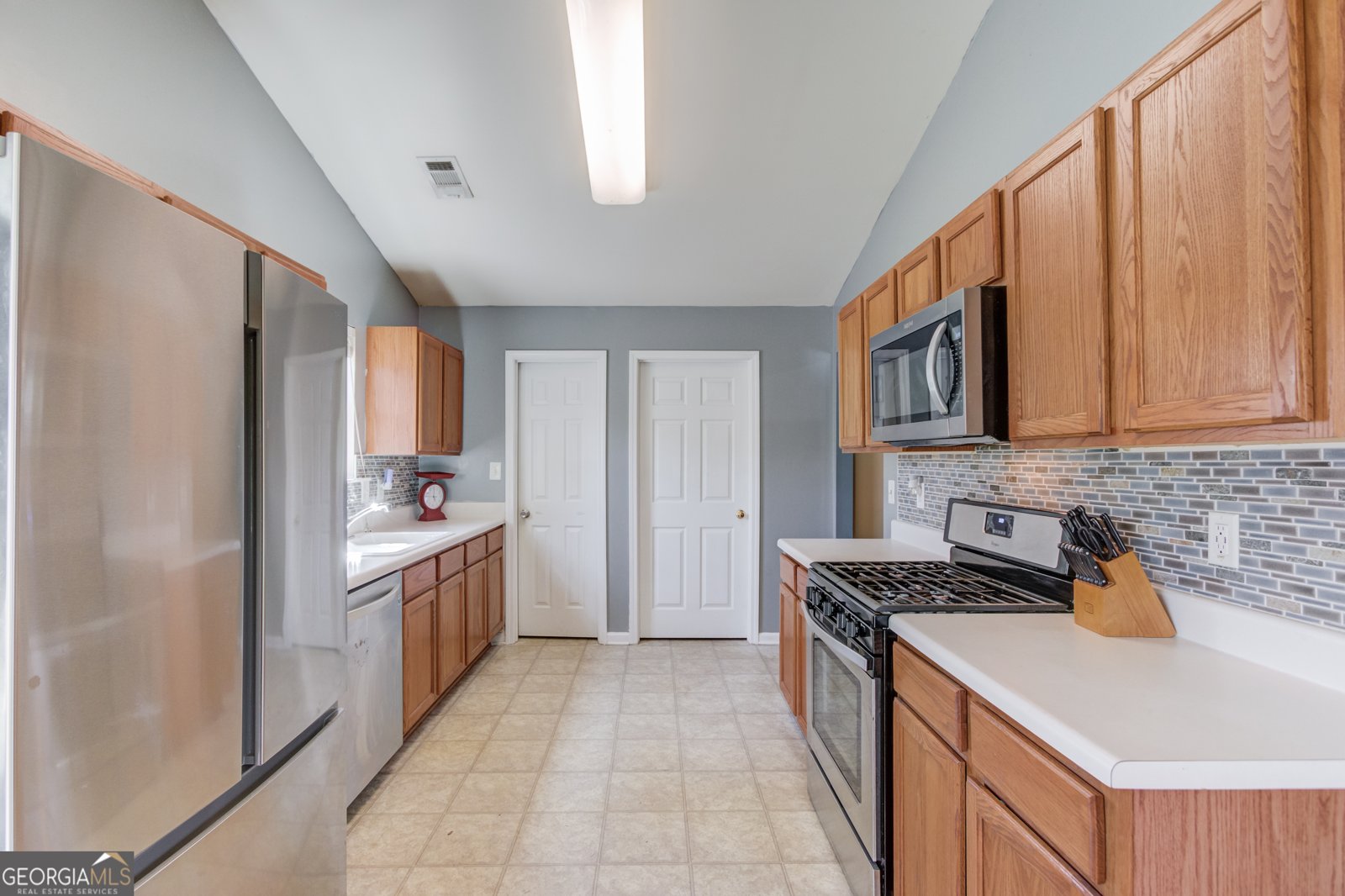 184 Huntington Lane Commerce - 11