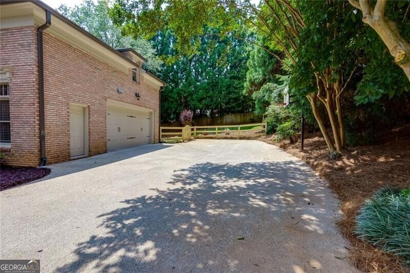 360 Hannaford Drive Roswell - 11