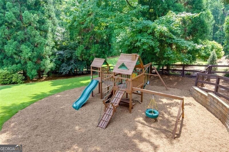 360 Hannaford Drive Roswell - 3