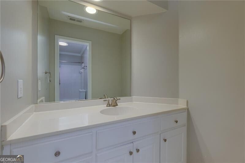 360 Hannaford Drive Roswell - 53