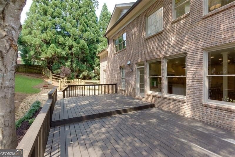 360 Hannaford Drive Roswell - 6