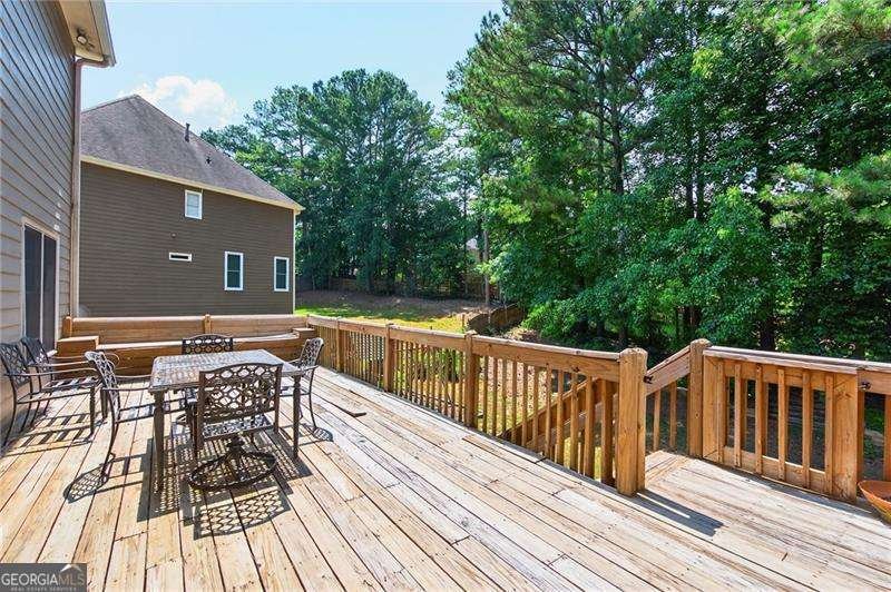672 Red Sunset Circle Powder Springs - 2
