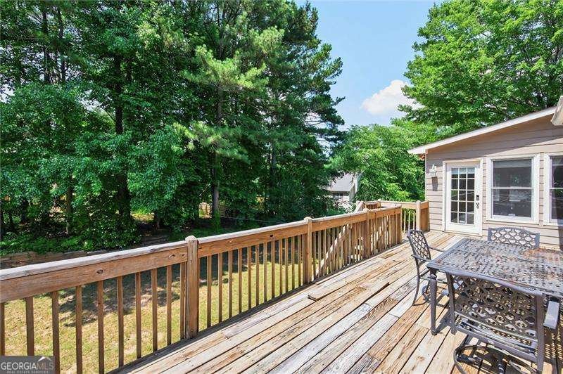 672 Red Sunset Circle Powder Springs - 3