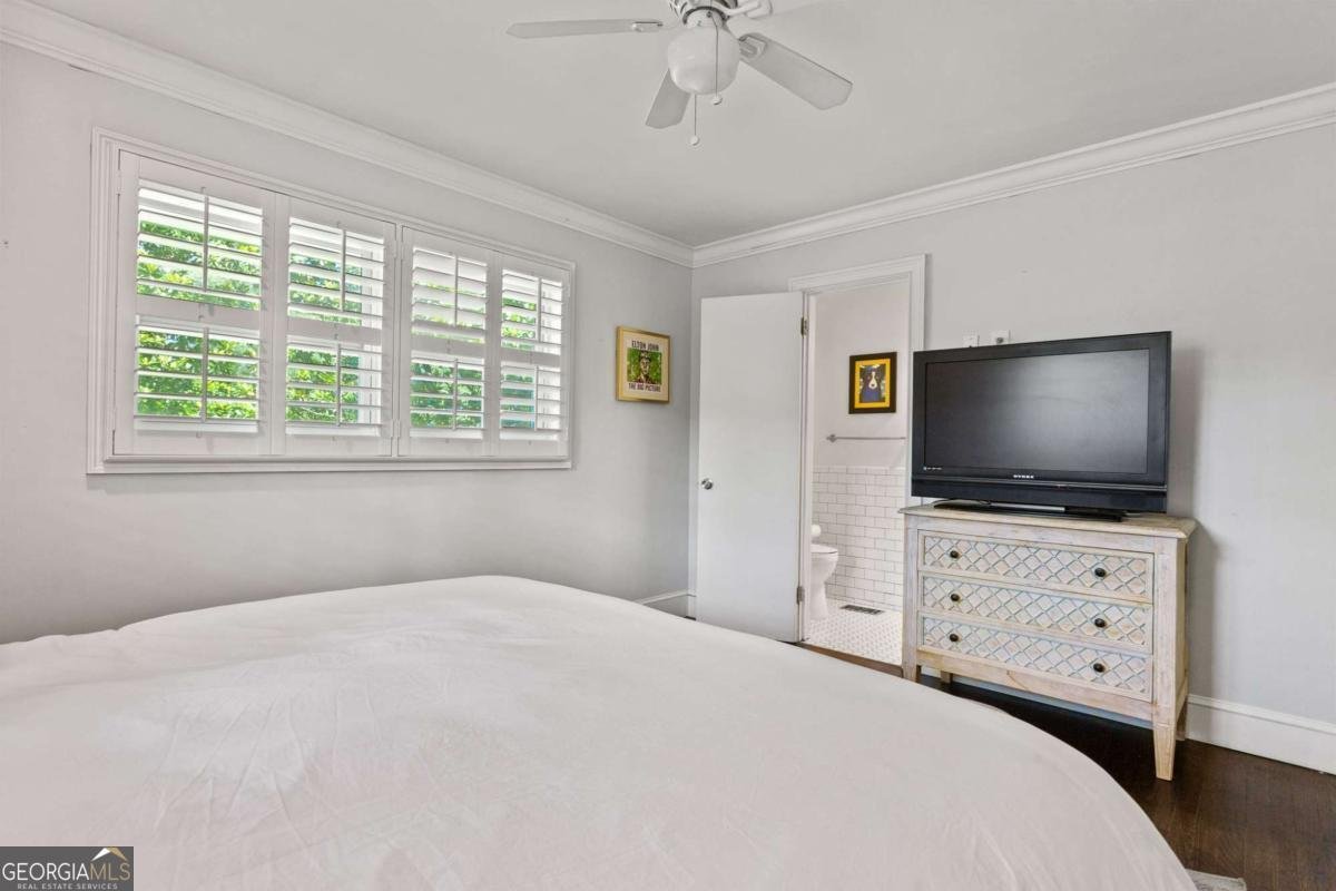 2416 Elmwood Circle Atlanta - 21