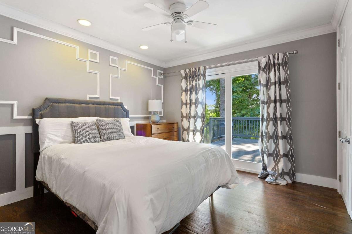2416 Elmwood Circle Atlanta - 23