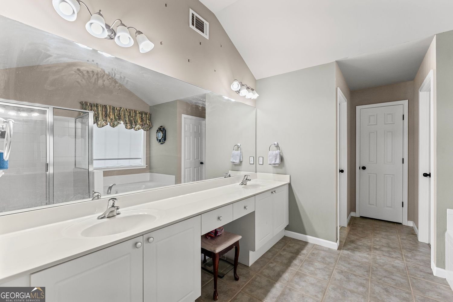 7090 River Island Circle Buford - 24
