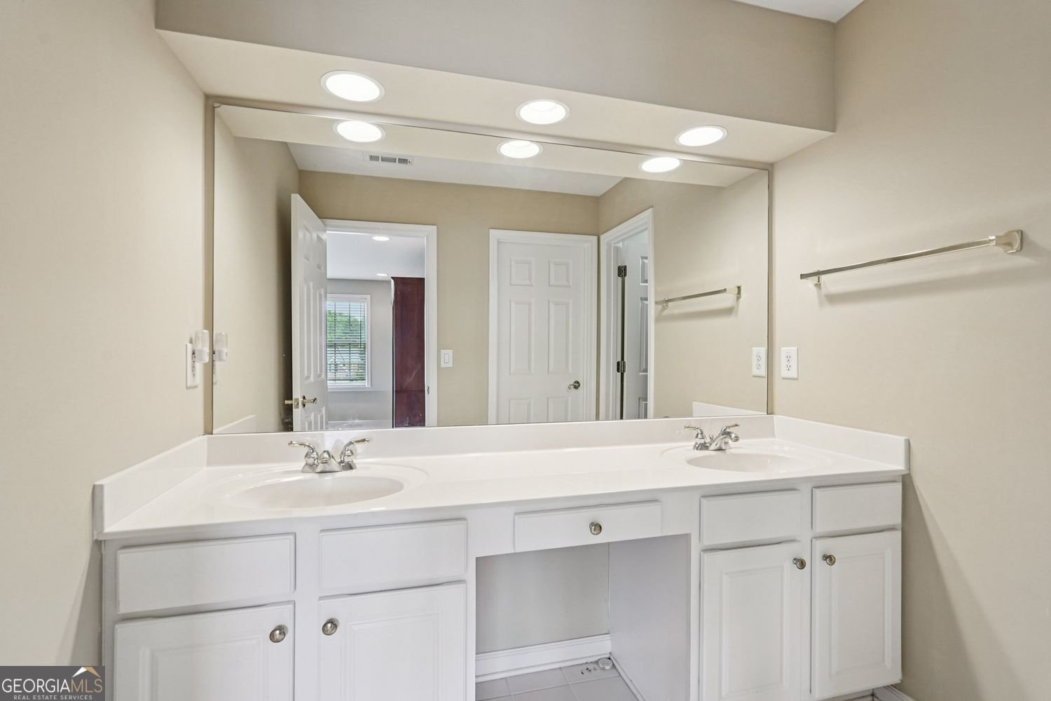25 Hampreston Court Court Alpharetta - 25